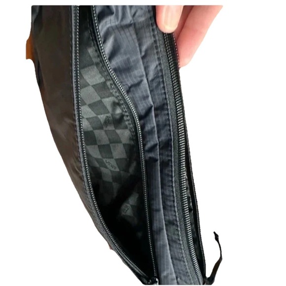 Vans Women's Belay Crecent Black One Size Bag VN000MPOBLK New - Picture 7 of 15